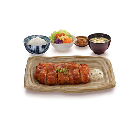 ไก่ทอดราดซอสนัมบัง